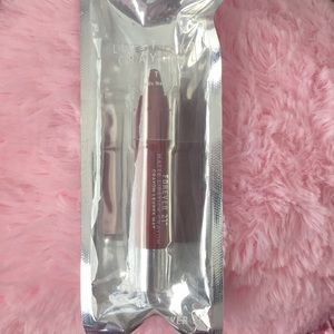 Selling this new matte lip crayon from Forever 21